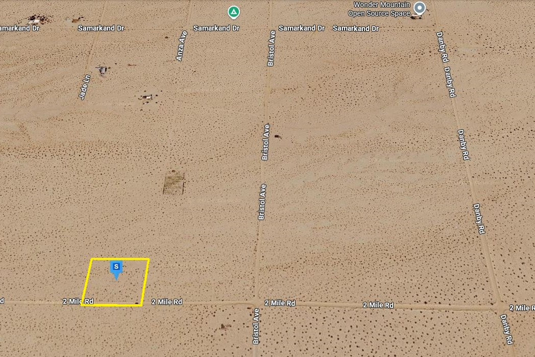 2.50 Acres Twentynine Palms, San Bernardino County, CA (Power)