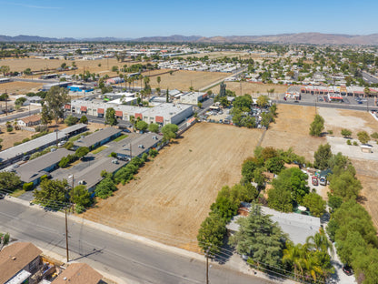 1.25 Acres San Jacinto, Riverside County, CA (Power, Water, & Paved Road)