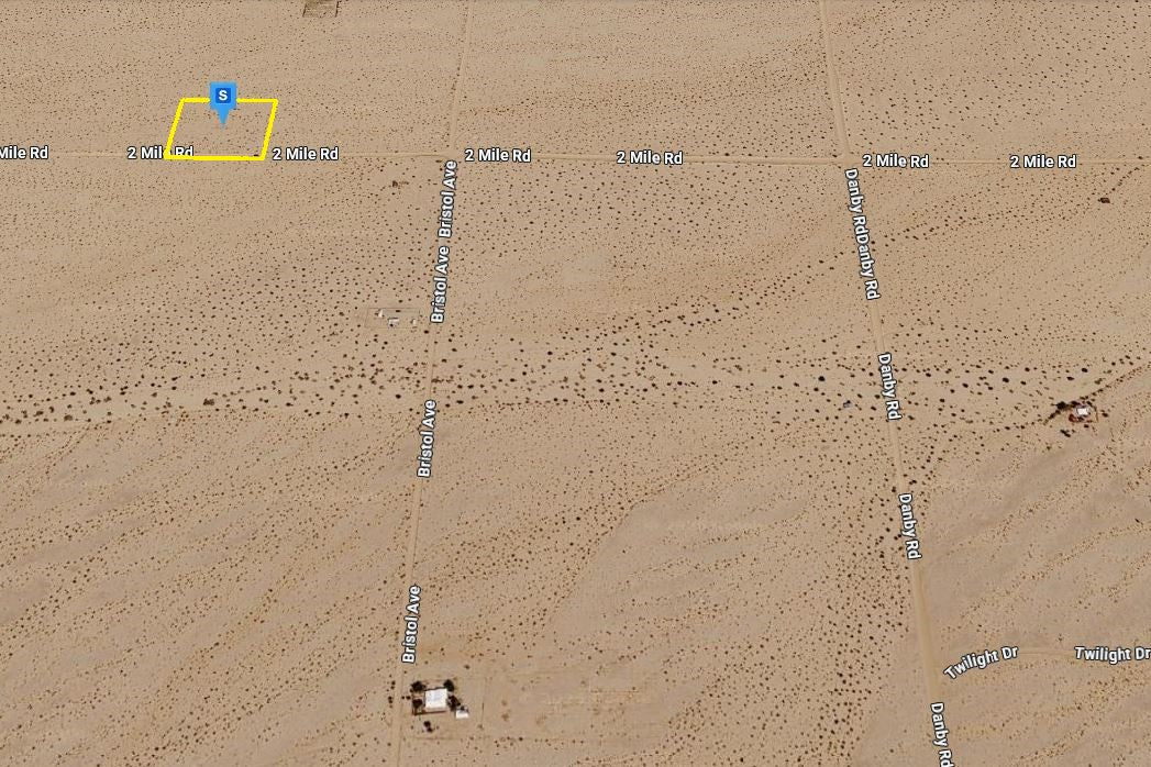 2.50 Acres Twentynine Palms, San Bernardino County, CA (Power)