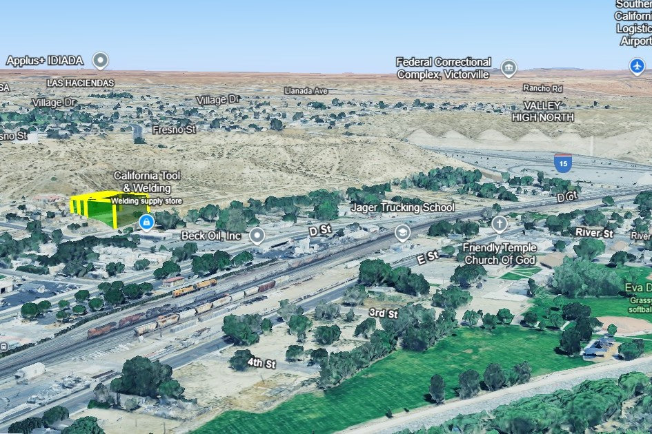 0.49 Acre Victorville, San Bernardino County, CA (Power, Water, & Paved Road)