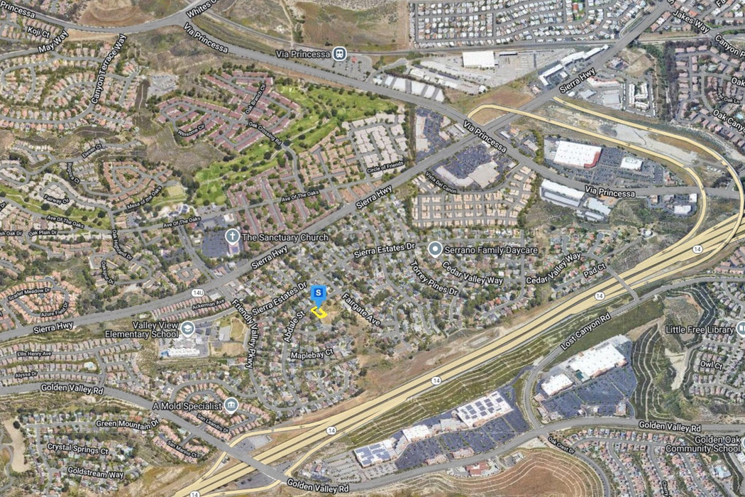 0.22 Acre Santa Clarita, Los Angeles County, CA (Power, Water, & Paved Road)