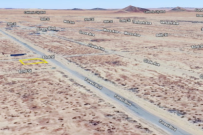 0.24 Acre California City, Kern County, CA (Power, Water, & Paved Road)