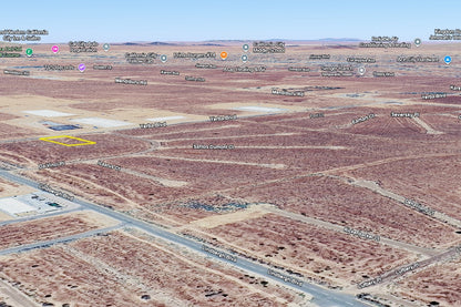 0.66 Acre California City, Kern County, CA (Water & Paved Road)