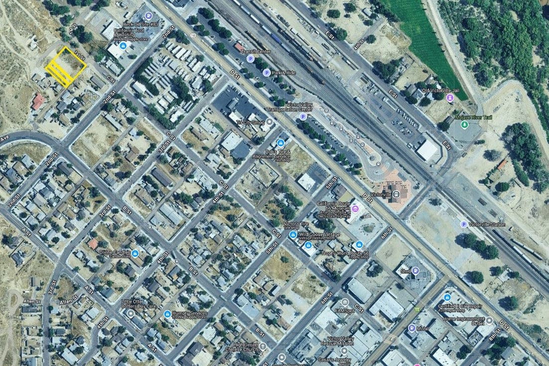 0.49 Acre Victorville, San Bernardino County, CA (Power, Water, & Paved Road)