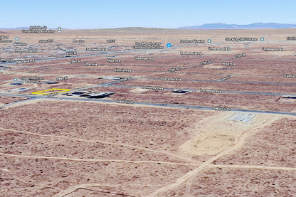 0.23 Acre California City, Kern County, CA (Power, Water, & Paved Road)