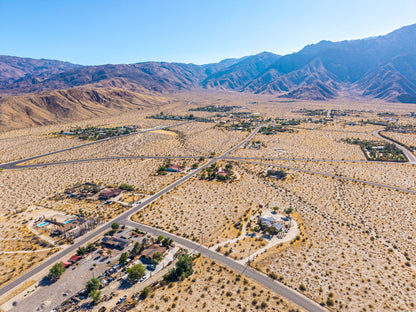 1.47 Acres Borrego Springs, San Diego County, CA (Power, Water, & Paved Road)