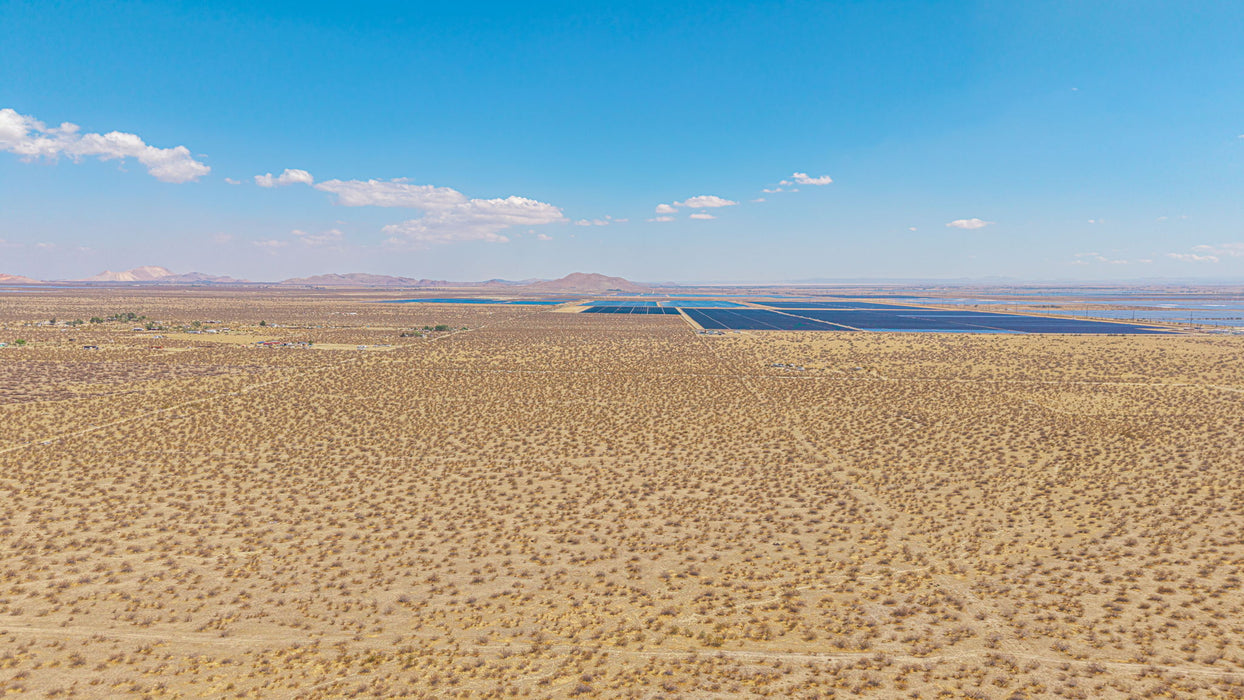 10 Acres Rosamond, Kern County, CA