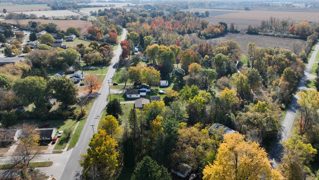 0.71 Acre Saginaw, Saginaw County, MI (Power, Water, & Paved Road)