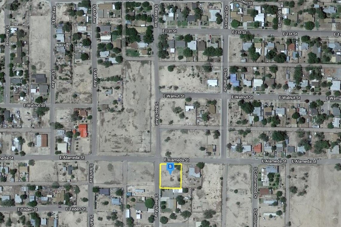 0.30 Acre Roswell, Chaves County, NM (Power, Water, & Paved Road)