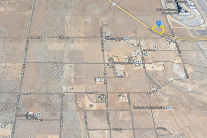 2.94 Acres Pearblossom, Los Angeles County, CA (Power & Paved Road)