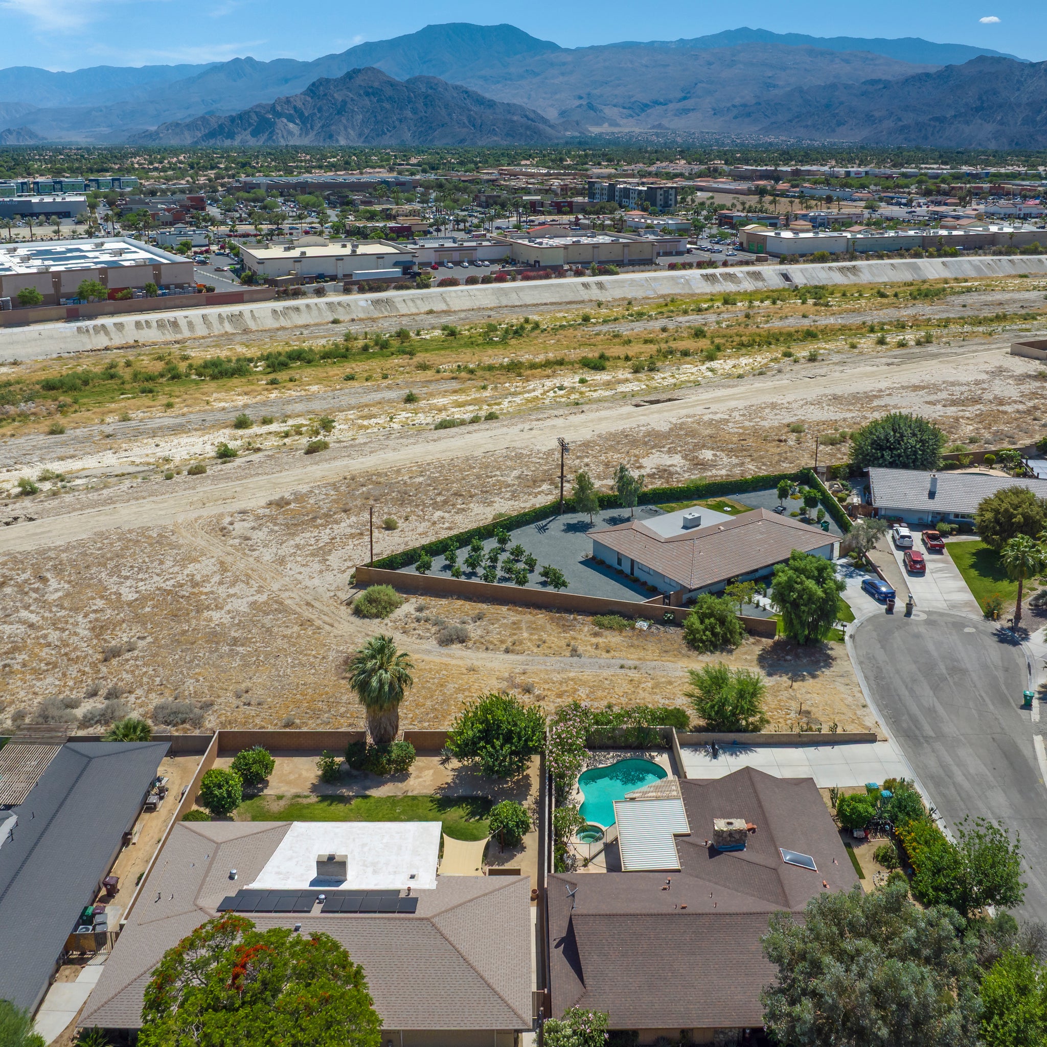 0.40 Acre La Quinta, Riverside County, CA (Power, Water, & Paved Road)