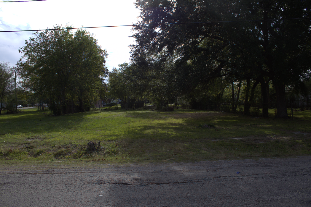 0.16 Acre Port Arthur, Jefferson County, TX (Power, Water, & Paved Road)