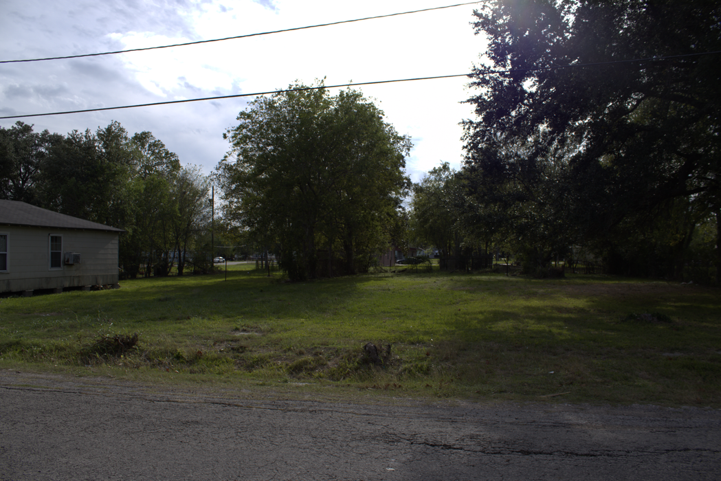 0.16 Acre Port Arthur, Jefferson County, TX (Power, Water, & Paved Road)