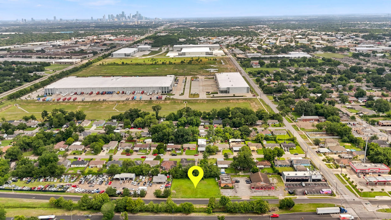 0.36 Acre Houston, Harris County, TX (Commercial Lot, Power, Water, & Paved Road)