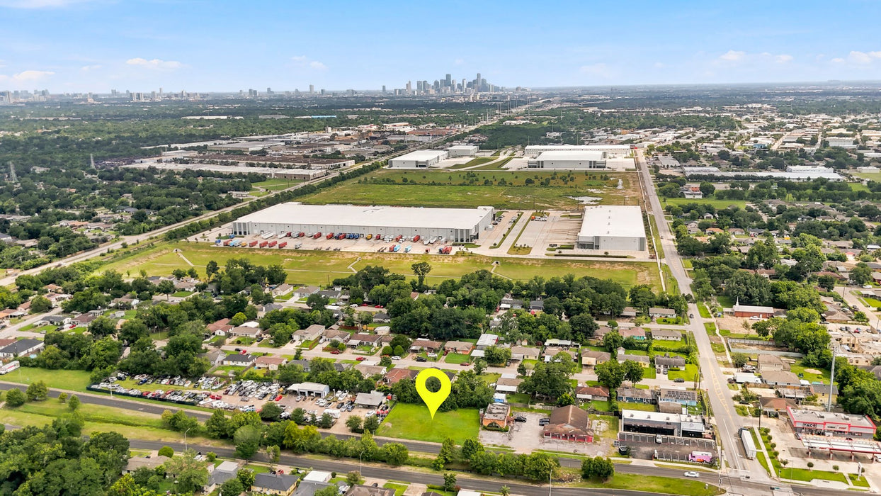 0.36 Acre Houston, Harris County, TX (Commercial Lot, Power, Water, & Paved Road)