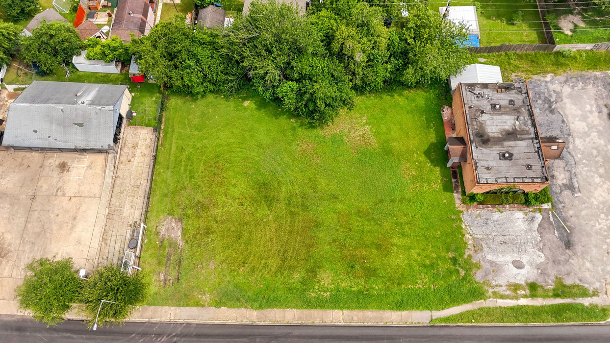 0.36 Acre Houston, Harris County, TX (Commercial Lot, Power, Water, & Paved Road)