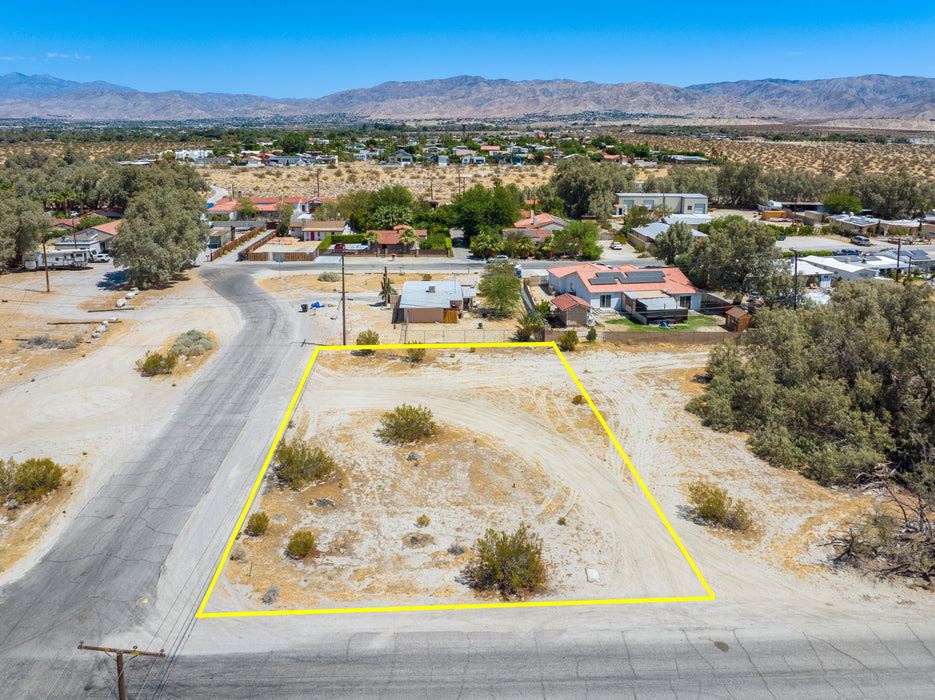 0.31 Acre Desert Hot Springs, Riverside County, CA (Power, Water, & Paved Road)
