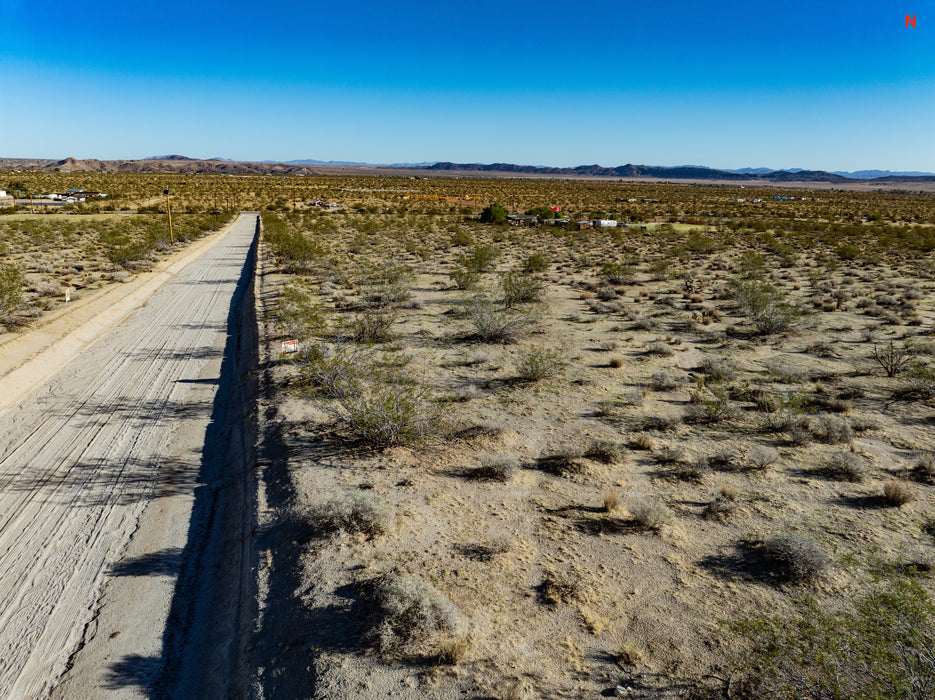 2.31 Acres Joshua Tree, San Bernardino County, CA (Power)
