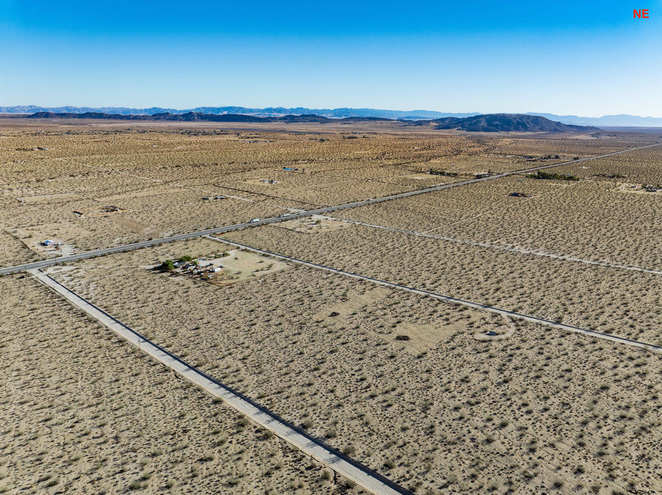 2.31 Acres Joshua Tree, San Bernardino County, CA (Power)