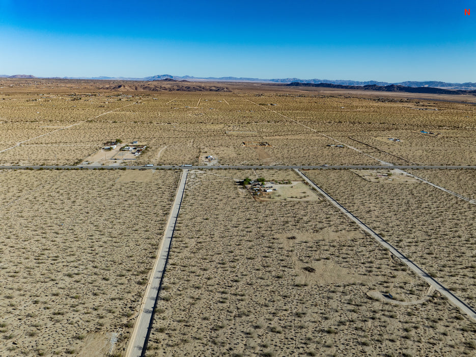 2.31 Acres Joshua Tree, San Bernardino County, CA (Power)