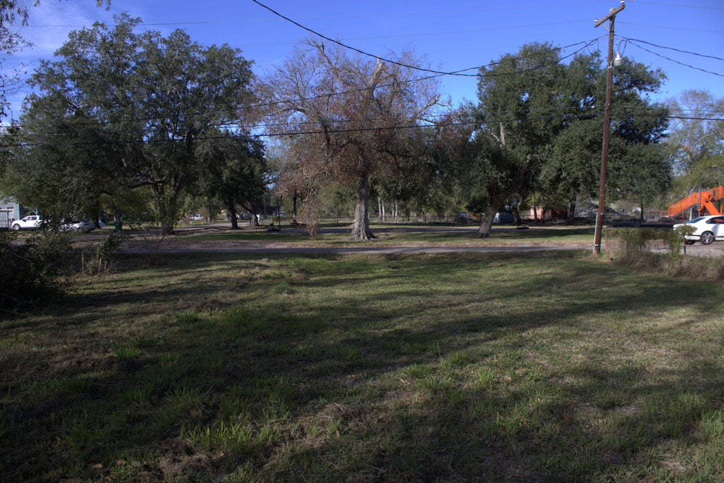 0.16 Acre Orange, Orange County, TX (Power, Water, & Paved Road)