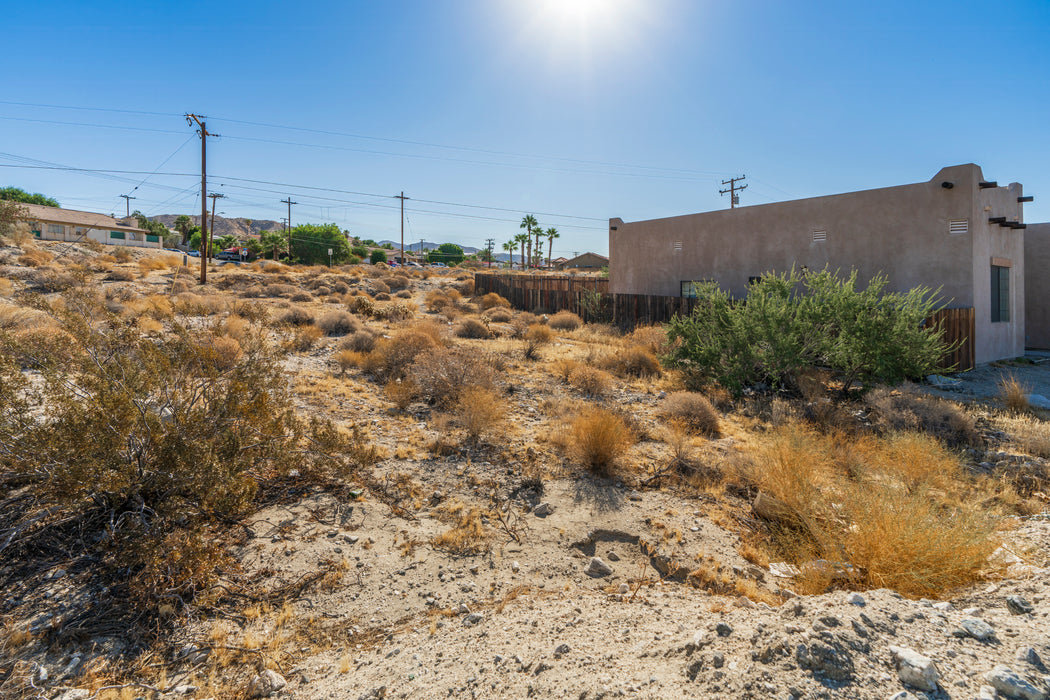 0.20 Acre Desert Hot Springs, Riverside County, CA (Power, Water, & Paved Road)