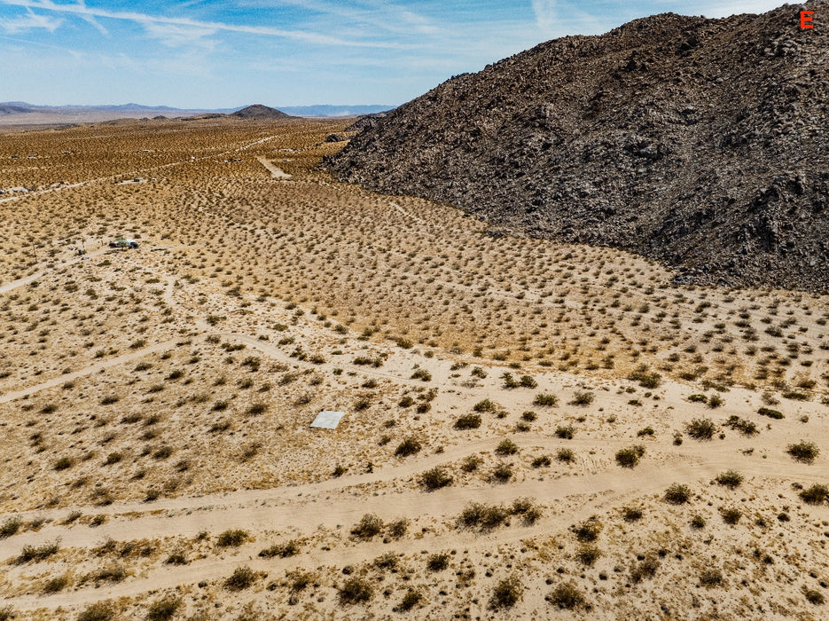 5 Acres Landers, San Bernardino County, CA (Power)