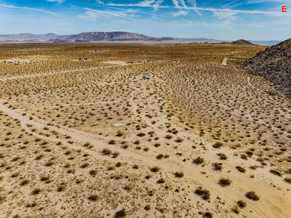 5 Acres Landers, San Bernardino County, CA (Power)