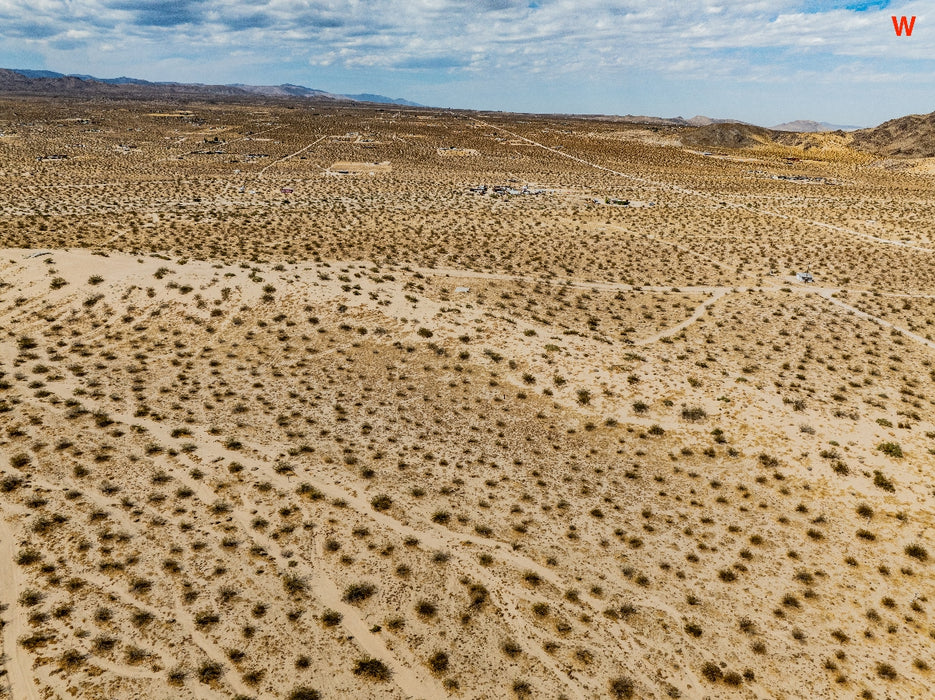 5 Acres Landers, San Bernardino County, CA (Power)