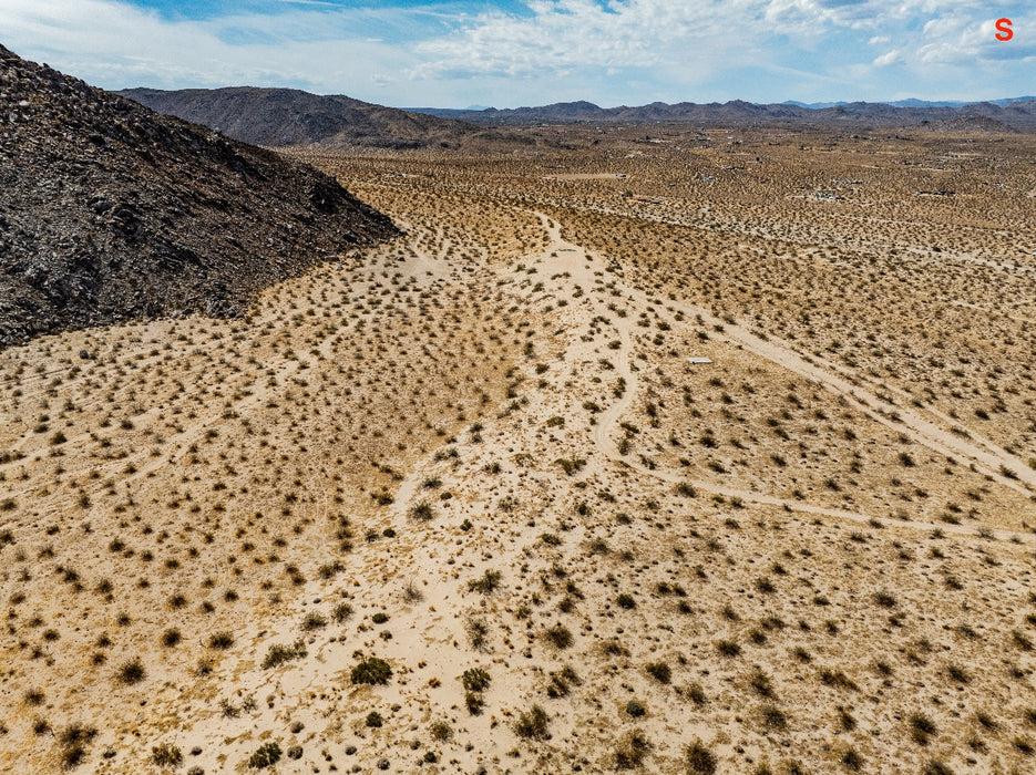 5 Acres Landers, San Bernardino County, CA (Power)