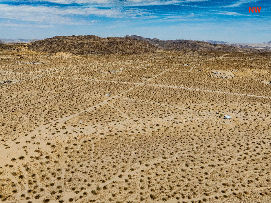 5 Acres Landers, San Bernardino County, CA (Power)