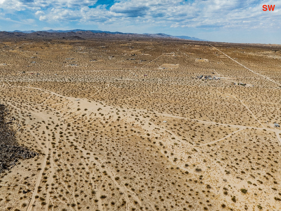 5 Acres Landers, San Bernardino County, CA (Power)