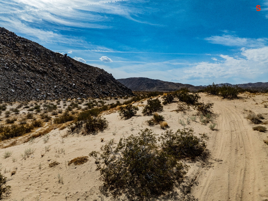 5 Acres Landers, San Bernardino County, CA (Power)