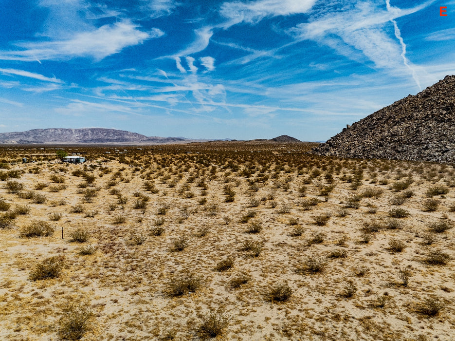 5 Acres Landers, San Bernardino County, CA (Power)