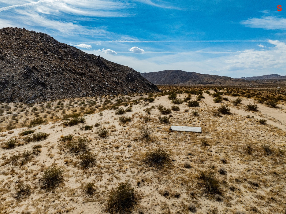 5 Acres Landers, San Bernardino County, CA (Power)