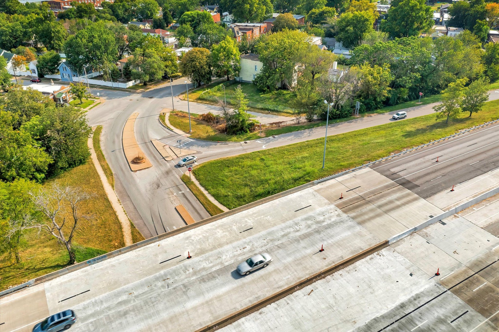 0.23 Acre Saint Louis, Saint Louis City County, MO (Power, Water, & Paved Road)