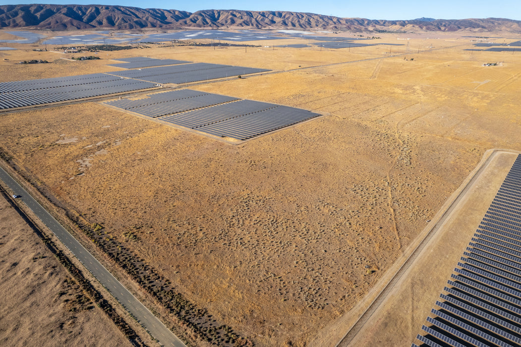 7.75 Acres Lancaster, Los Angeles County, CA (Paved Road)