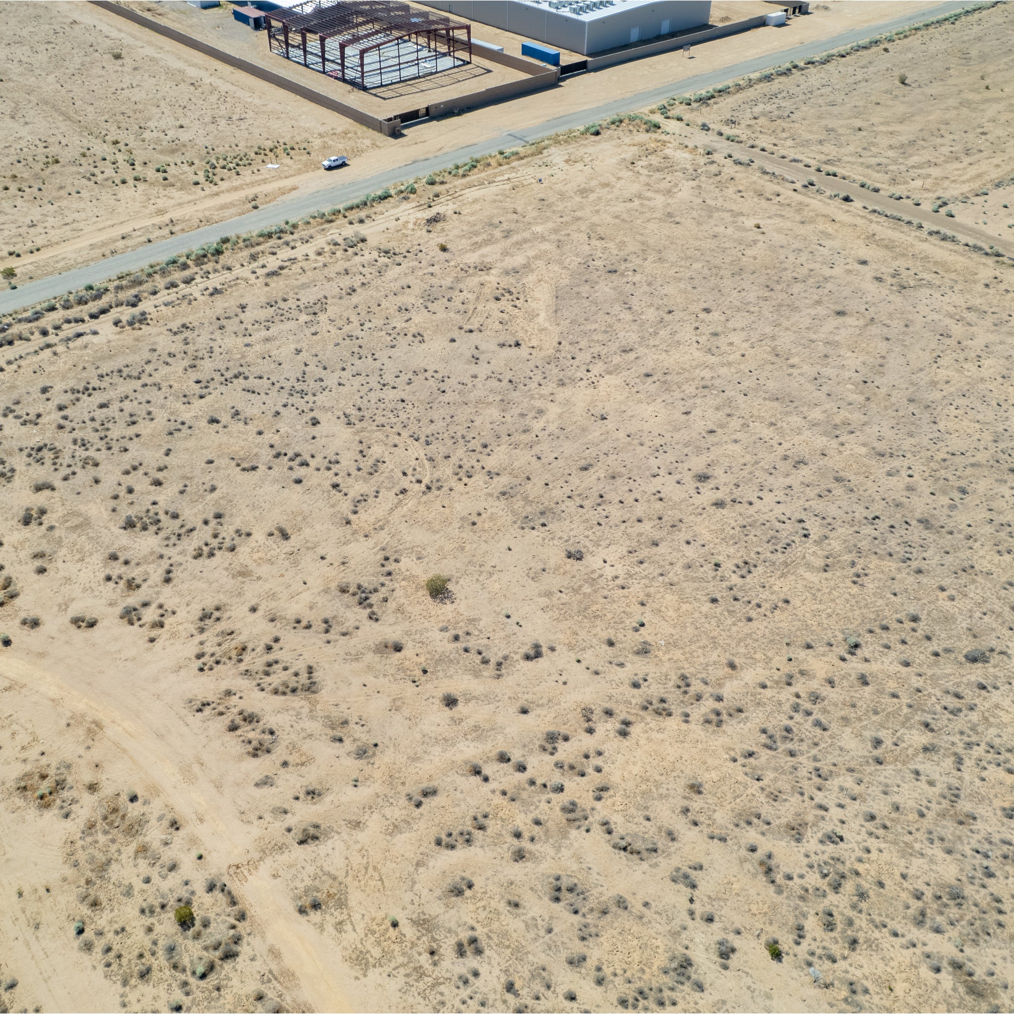 0.66 Acre California City, Kern County, CA (Water & Paved Road)