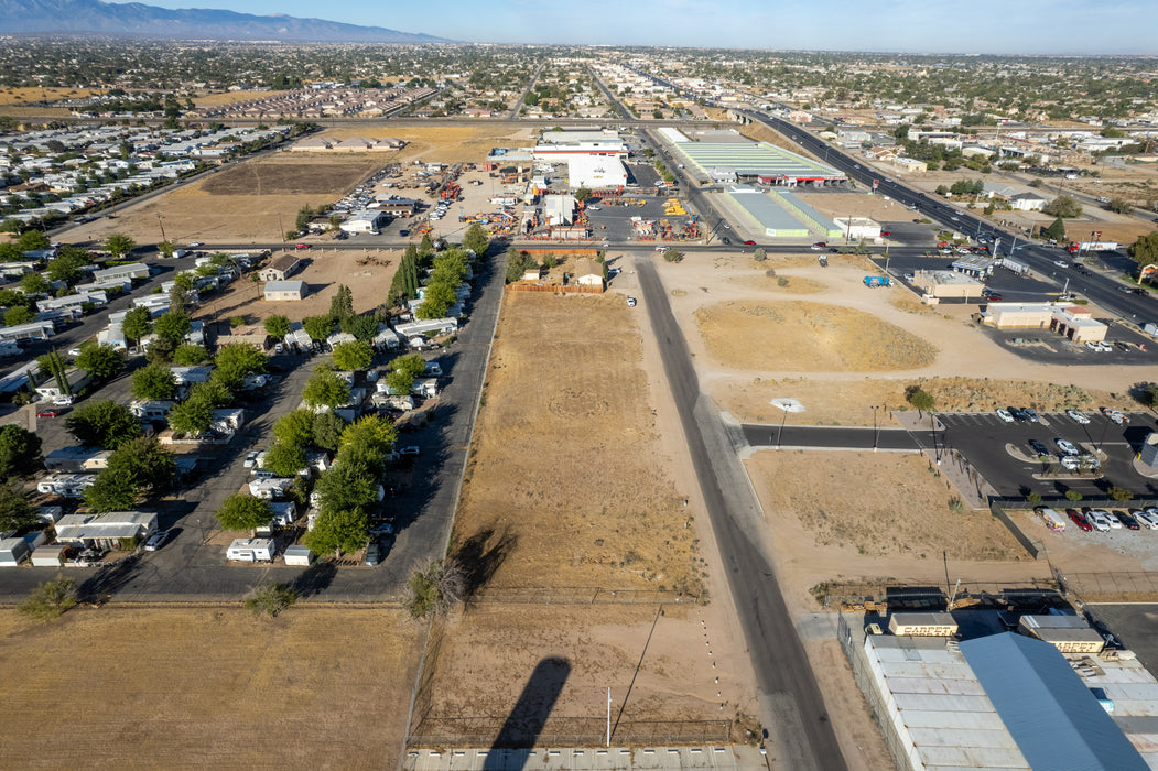 0.52 Acre  Hesperia, San Bernardino County, CA (Commercial Lot, Power, Water, & Paved Road)