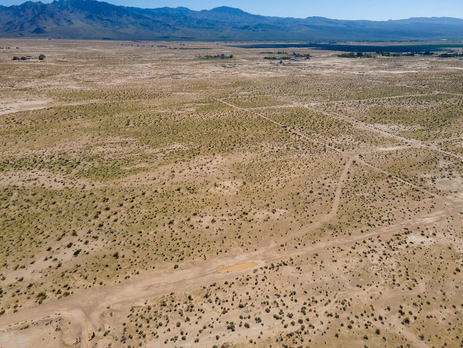 9.06 Acres Newberry Springs, San Bernardino County, CA