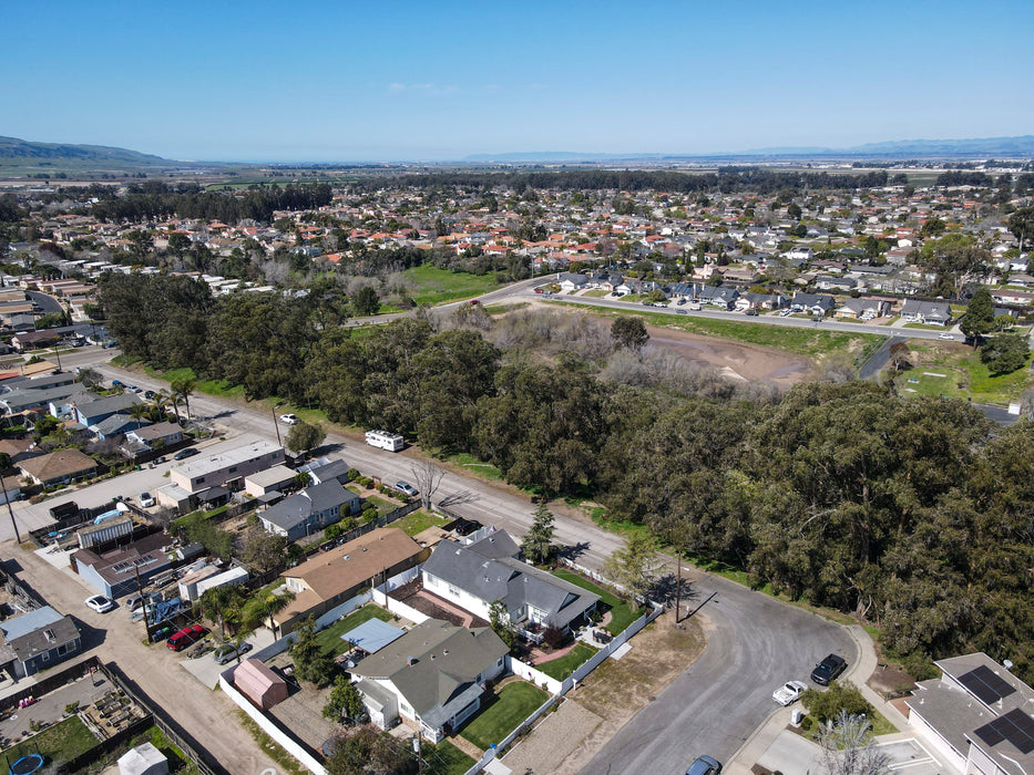 1.57 Acre Orcutt, Santa Barbara County, CA (Power, Water & Paved Road)