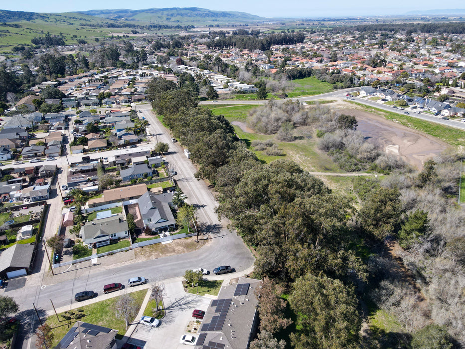 1.57 Acre Orcutt, Santa Barbara County, CA (Power, Water & Paved Road)