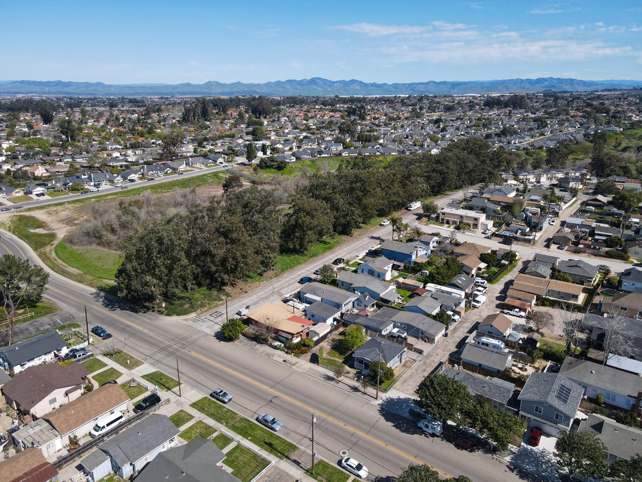 1.57 Acre Orcutt, Santa Barbara County, CA (Power, Water & Paved Road)