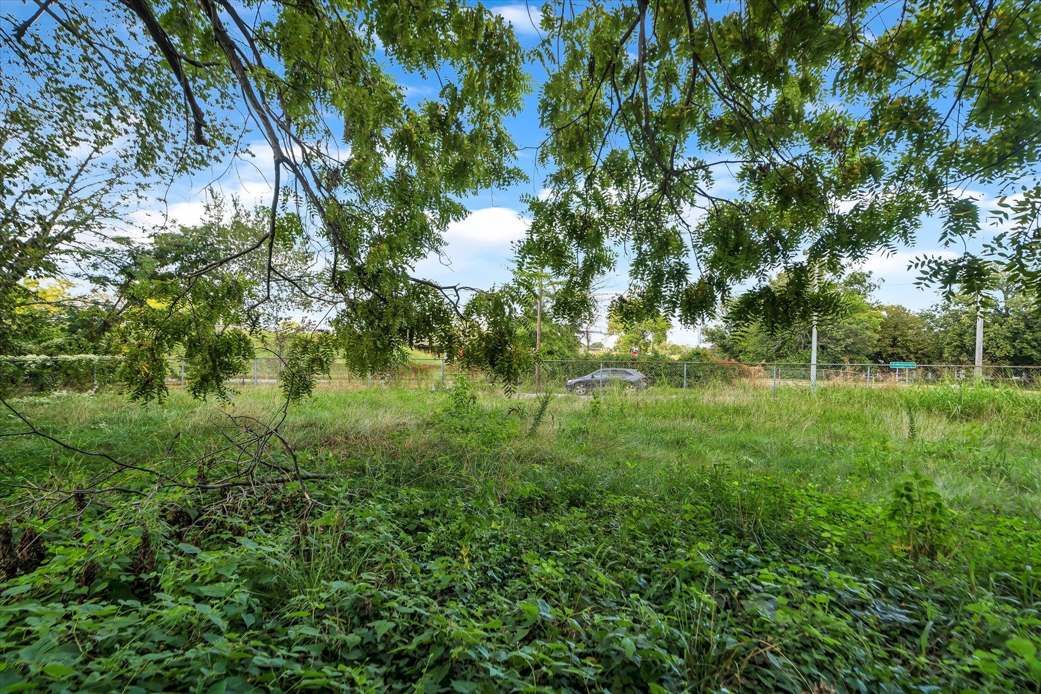 0.23 Acre Saint Louis, Saint Louis City County, MO (Power, Water, & Paved Road)