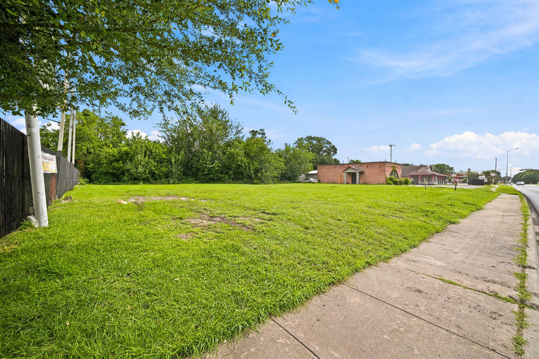 0.36 Acre Houston, Harris County, TX (Commercial Lot, Power, Water, & Paved Road)