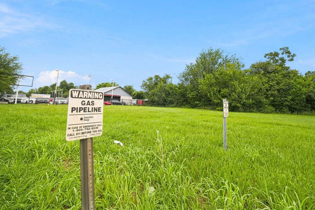 0.36 Acre Houston, Harris County, TX (Commercial Lot, Power, Water, & Paved Road)
