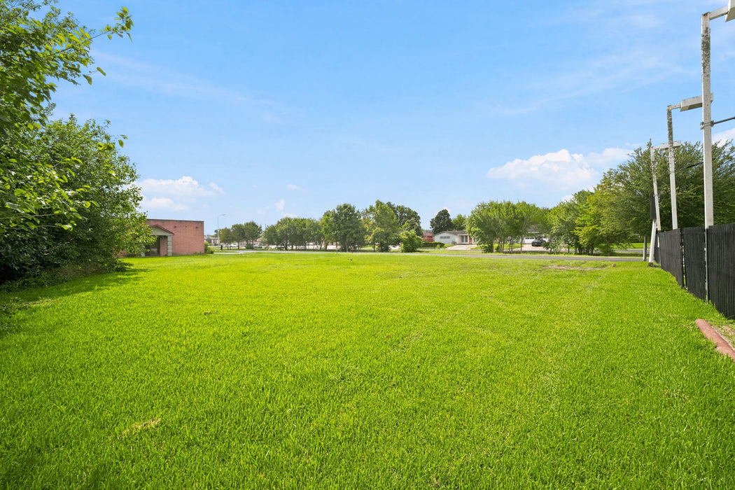 0.36 Acre Houston, Harris County, TX (Commercial Lot, Power, Water, & Paved Road)