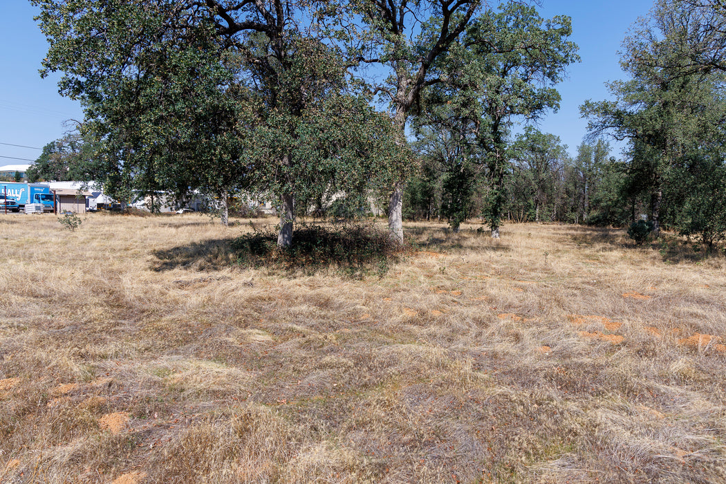 1.96 Acres Redding, Shasta County, CA (Commercial Lot, Power, Water & Paved Road)