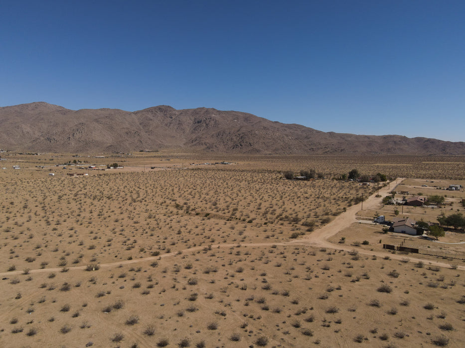 2.50 Acres Apple Valley, San Bernardino County, CA