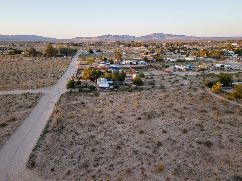 1.01 Acres Ridgecrest, Kern County, CA (Power & Water)